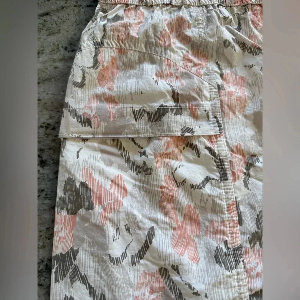 NWT Free People Movement Women’s In The Wild Ivory Combo Printed Shorts - Picture 7 of 7